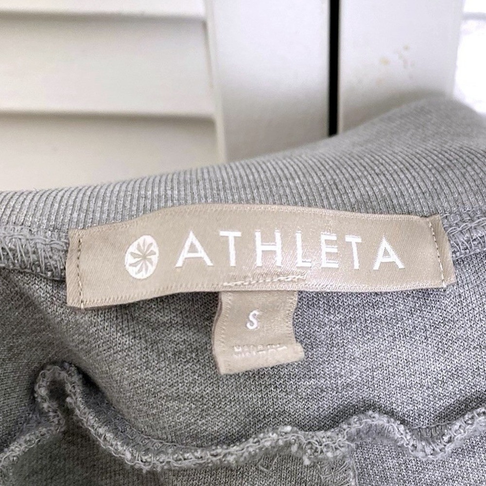 Athleta Womens Small Wide Leg Crop Pants Athleisure Pockets Yoga Legging Stretch - Picture 5 of 6